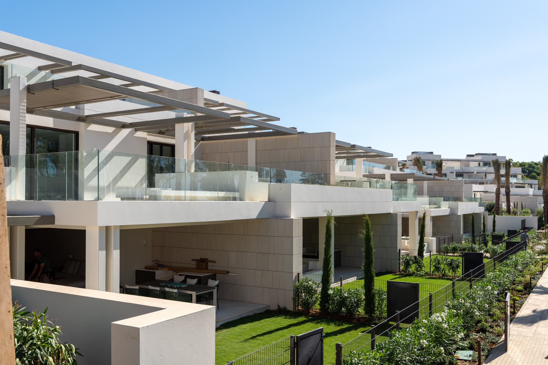 UNO — Penthouse 03