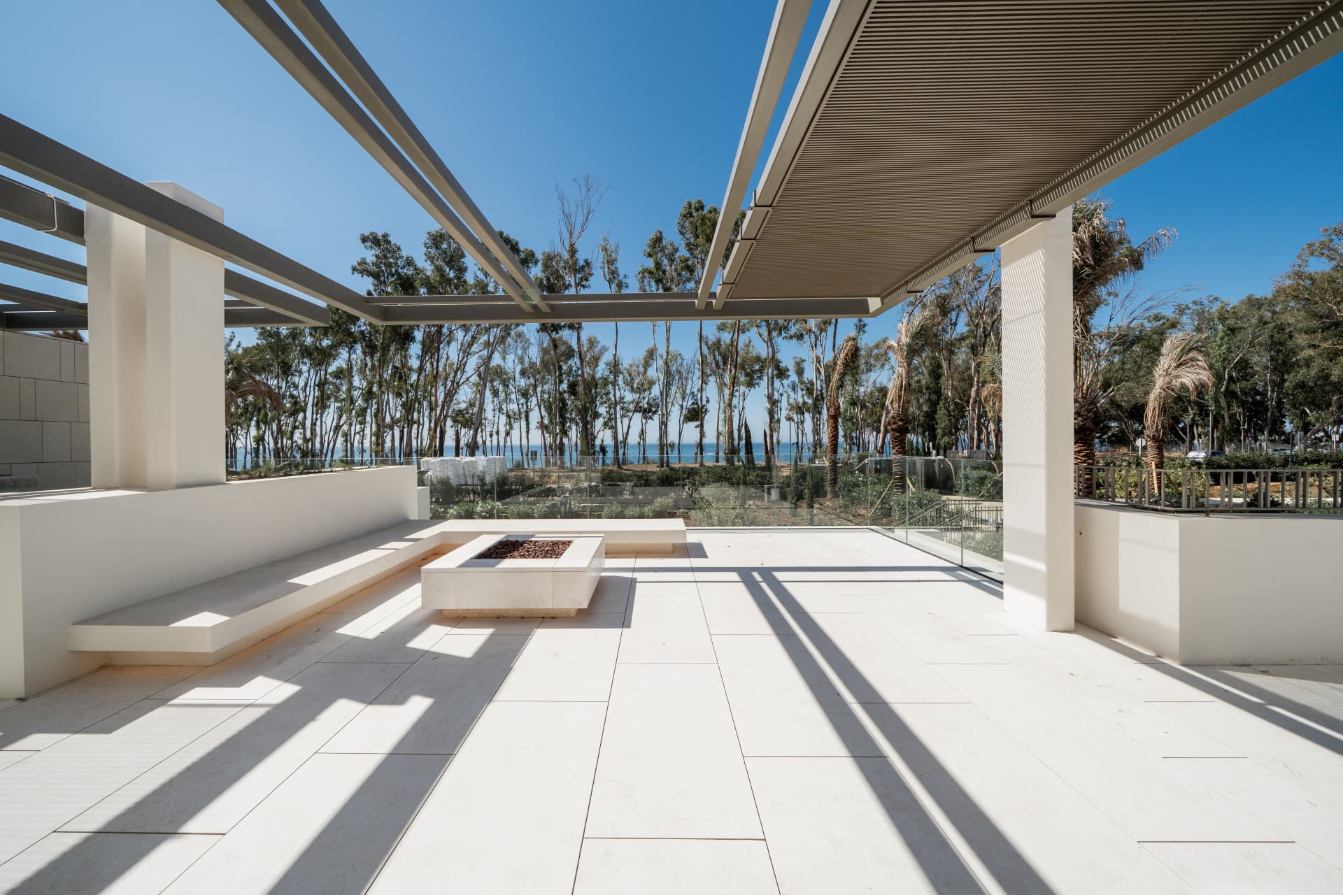 UNO — Penthouse 03